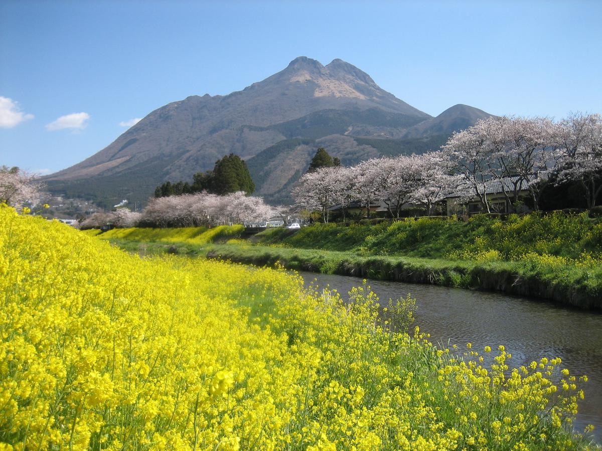 Yufuin Ryokuyu Hotel Kültér fotó